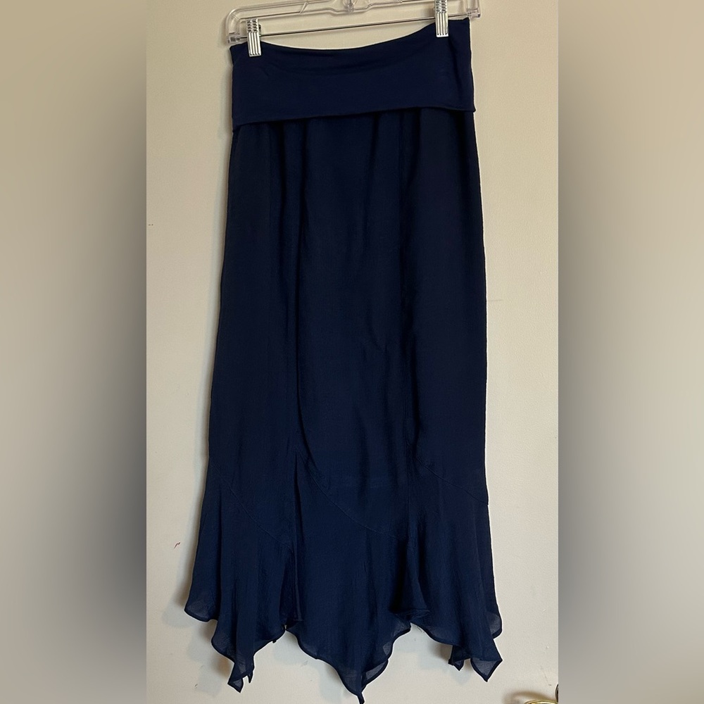 Apt. 9 Asymmetrical Navy Skirt Size Small - Never Worn - Picture 2 of 9
